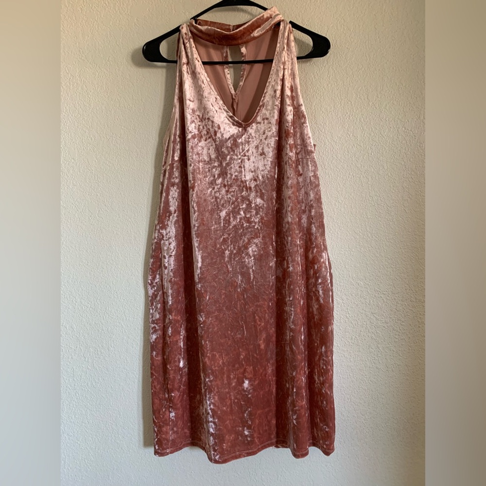 Elegant Pink Velvet Dress